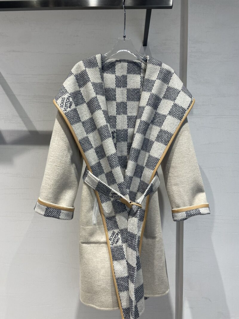 Ch@nel 2022 New Autumn/Winter Coat - Image 8