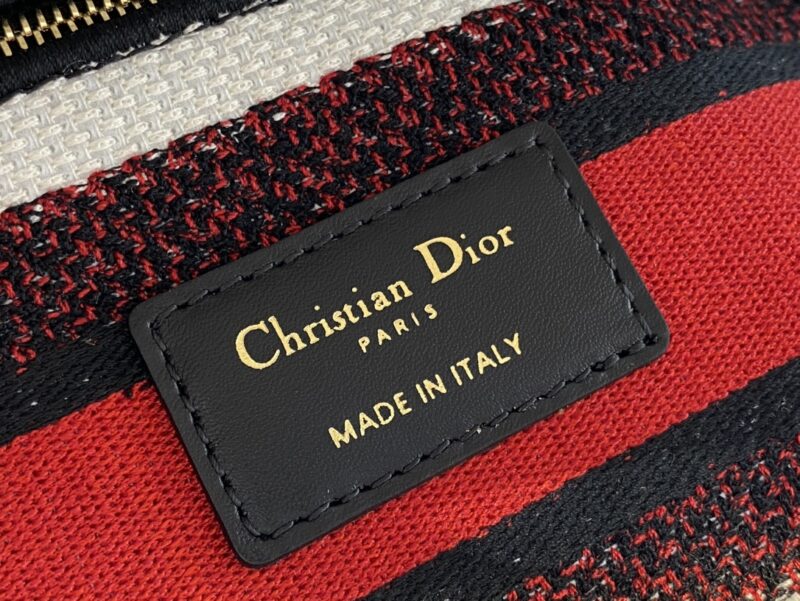 Lady Diro Handle Bag-24CM - Image 9