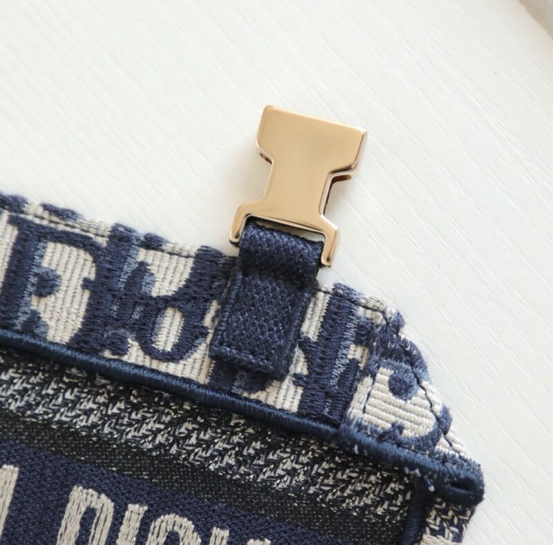 Diro Camp  Bag-23×15×8CM - Image 4