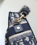 Diro Camp  Bag-23×15×8CM - Image 6