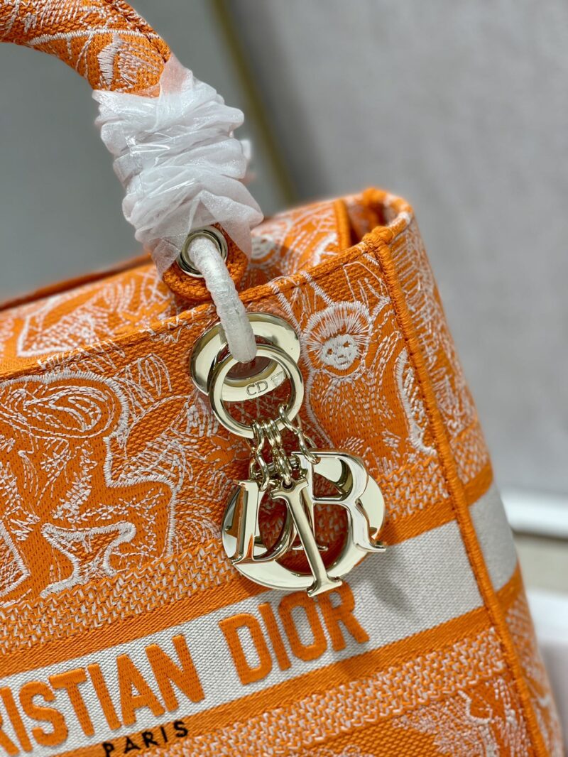 Lady Diro Handle Bag-24CM - Image 4