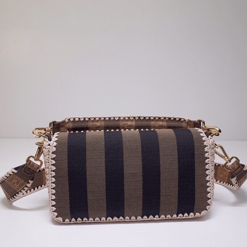 FendI Baguette Bag-26x14x4CM - Image 2