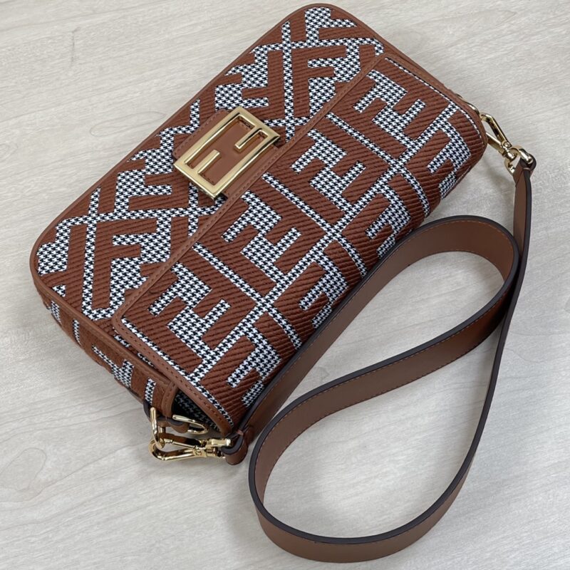 FendI Baguette Bag-27*15*11CM - Image 2