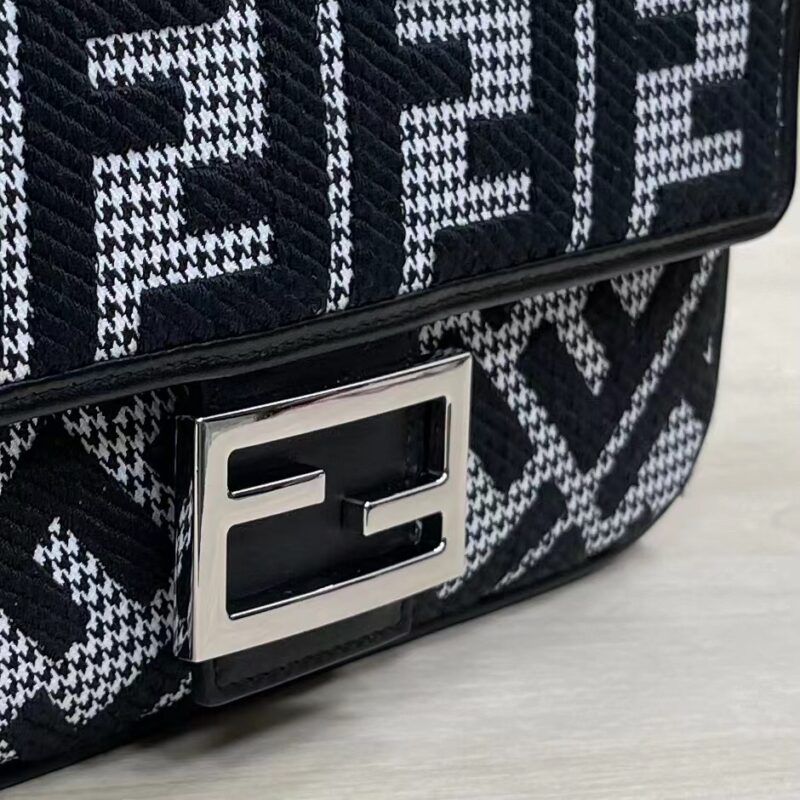 FendI Baguette Bag-27*15*11CM - Image 5