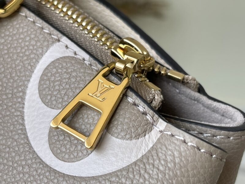 Louis Vuitton M45898 Petit Palais Handbags-34*24*15CM - Image 5