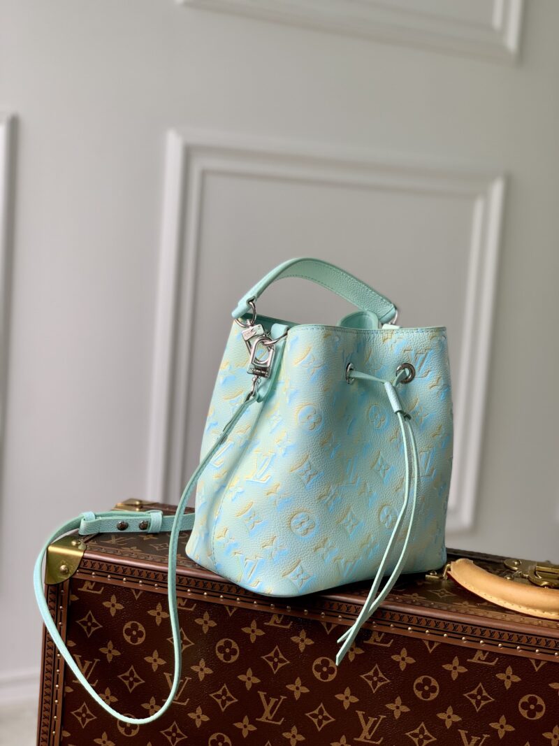 Louis Vuitton M46023 NeoNoe BB Handbag-20*20*13CM - Image 4