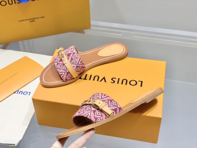 Louis Vuitton Slippers - Image 5