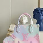 Louis Vuitton Onthego Handbag-25*19*11.5 CM