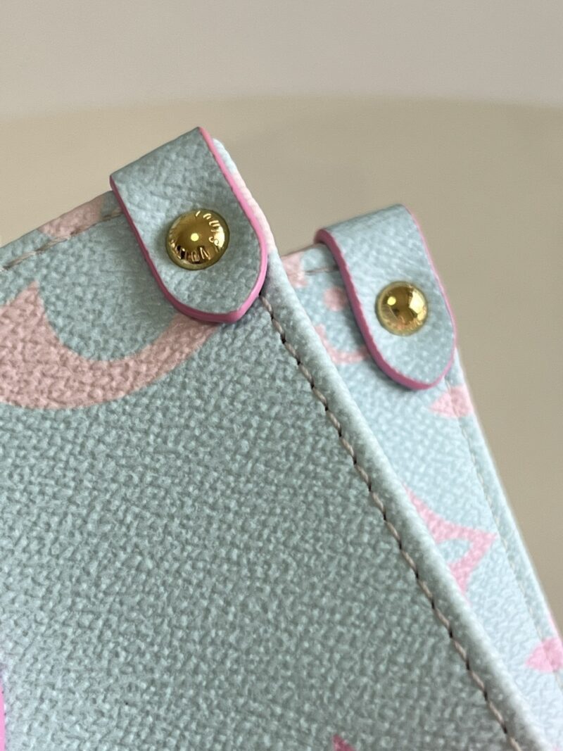 Louis Vuitton Onthego Handbag-25*19*11.5 CM - Image 4