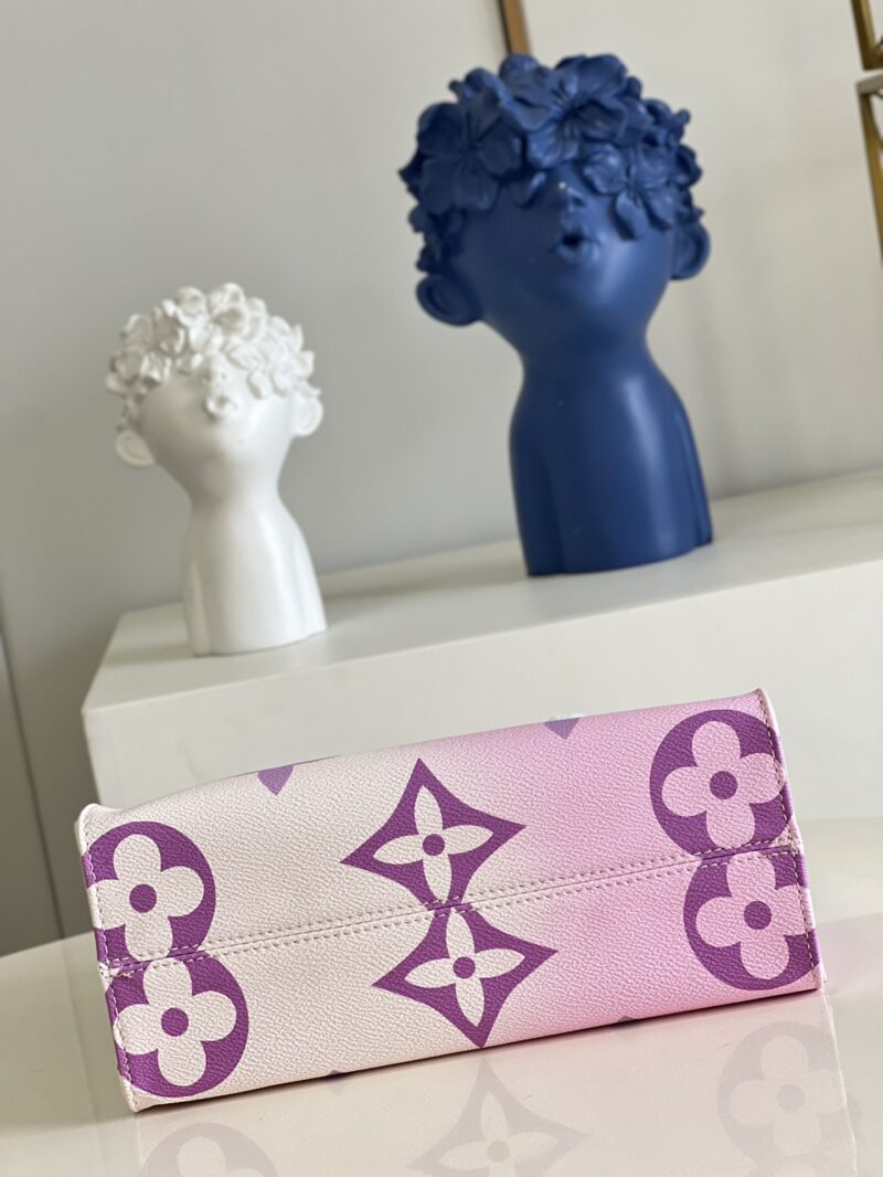 Louis Vuitton Onthego Handbag-25*19*11.5 CM - Image 6