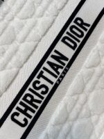 Diro Small Book Tote-36*18*28CM - Image 3