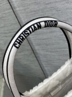 Diro Small Book Tote-36*18*28CM - Image 4