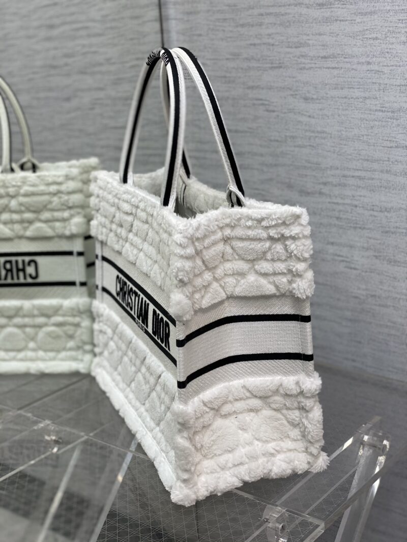 Diro Small Book Tote-36*18*28CM - Image 5