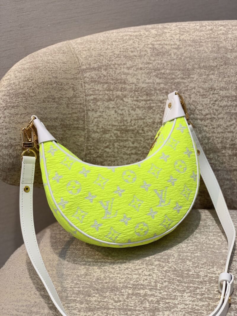 Louis Vuitton Loop Handbags-M810981-23*13*6CM - Image 3