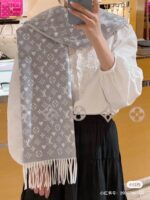 Louis Vuitton Scarf-45*190CM - Image 3