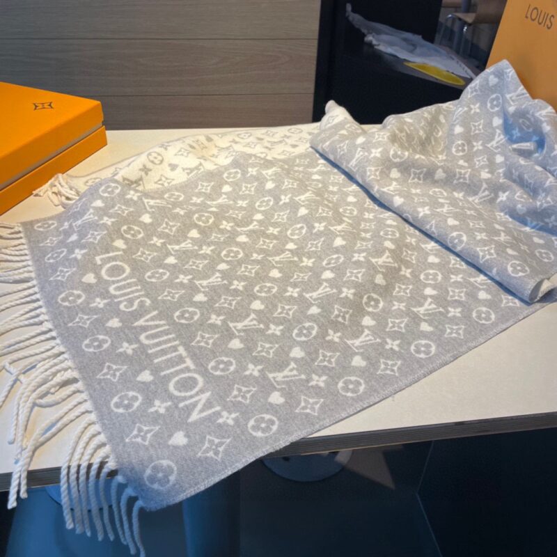 Louis Vuitton Scarf-45*190CM - Image 7