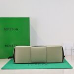 Bottega Arco Tote-30x20x11.5CM - Image 7