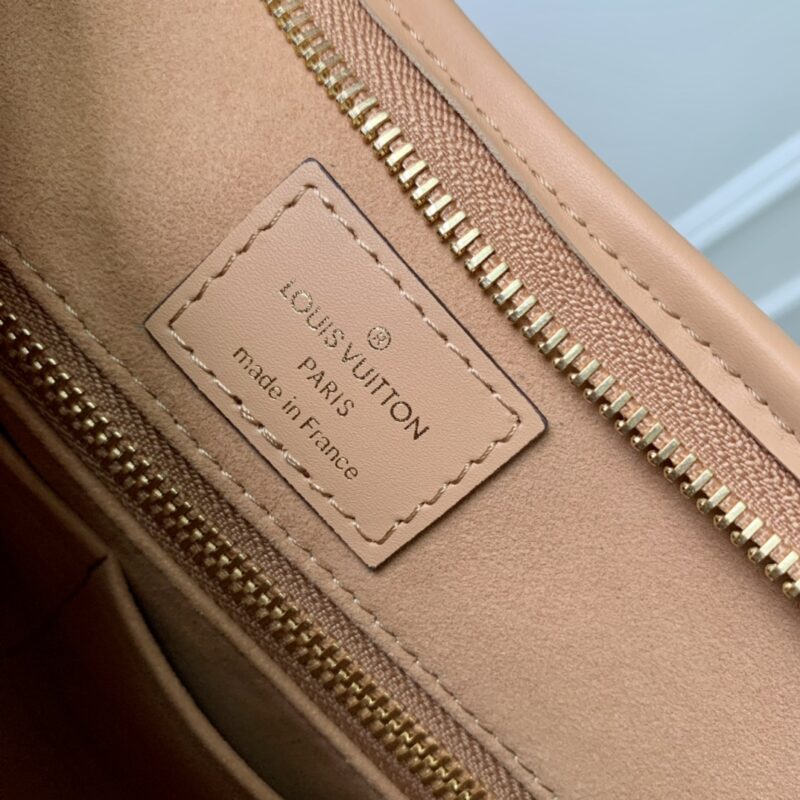 Louis Vuitton CarryAll Bag-M46289-39*30*15CM - Image 8