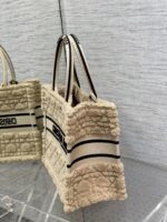 Diro Small Book Tote-26*8*22CM - Image 5