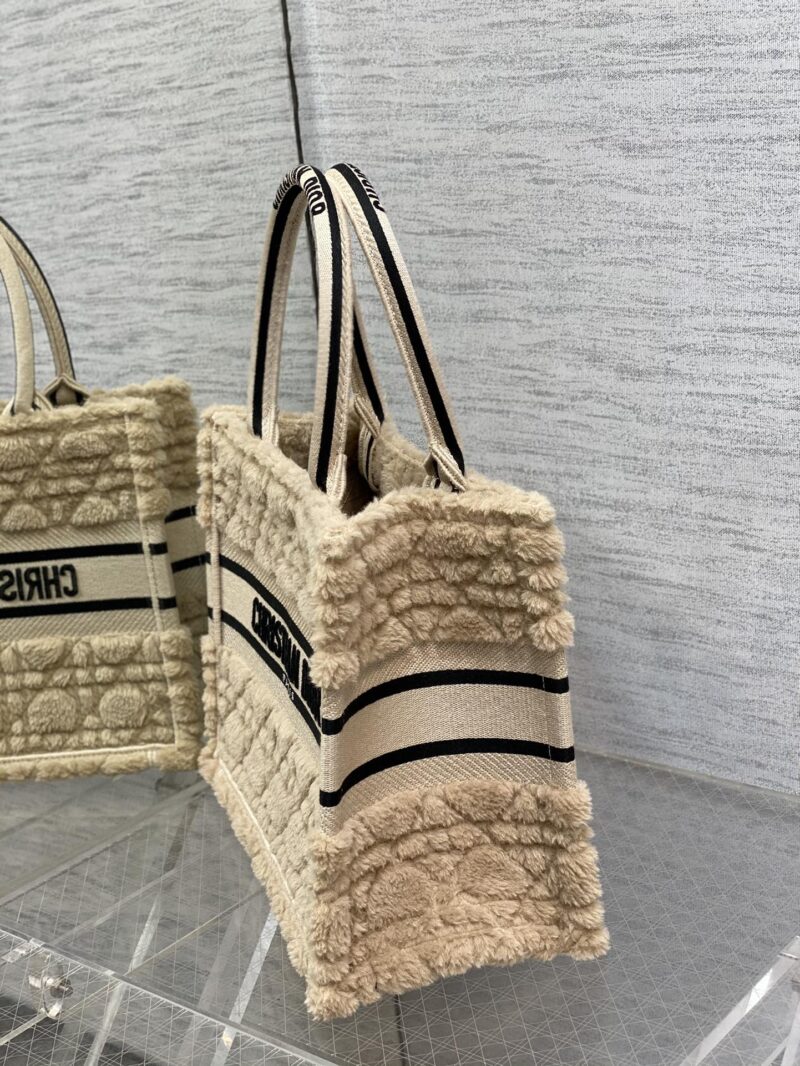 Diro Small Book Tote-26*8*22CM - Image 5