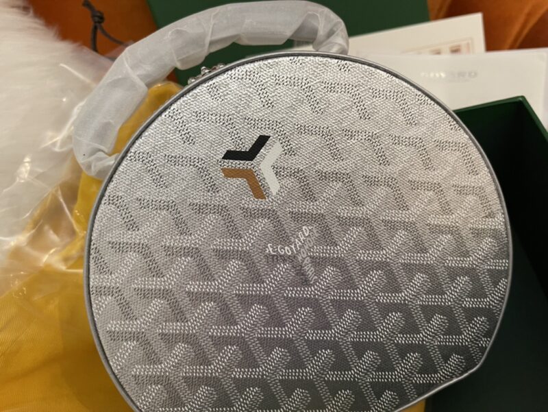 Goyard Jetblack Bag-16.5*7*18CM - Image 3