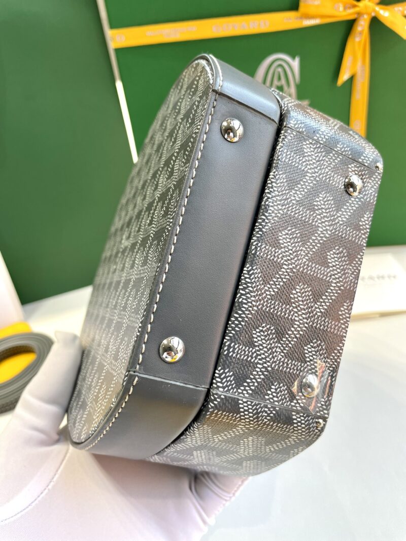 Goyard Jetblack Bag-16.5*7*18CM - Image 7