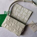 Bottega Veneta Cassette Bag-17.5x10.5x3.5CM - Image 4