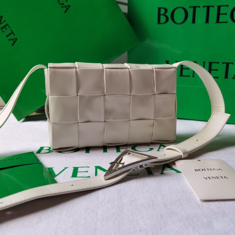 Bottega Veneta Cassette Bag-17.5x10.5x3.5CM - Image 9