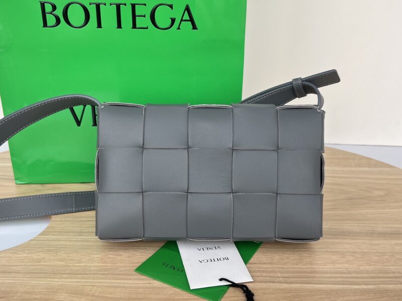 Bottega Veneta Cassette Bag-23x15x6CM - Image 2