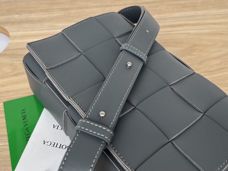 Bottega Veneta Cassette Bag-23x15x6CM - Image 6