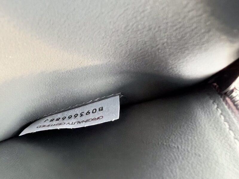 Bottega Veneta Cassette Bag-23x15x6CM - Image 8