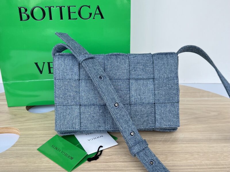 Bottega Veneta Cassette Bag-23x15x6CM - Image 2