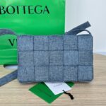 Bottega Veneta Cassette Bag-23x15x6CM