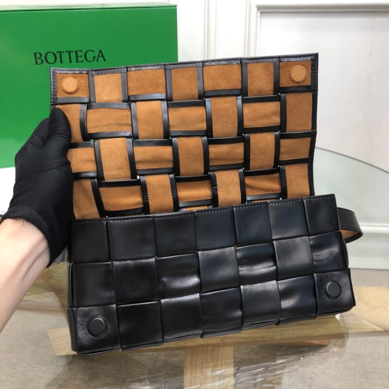 Bottega Veneta Belt Cassette Bag-14*28*4CM - Image 6