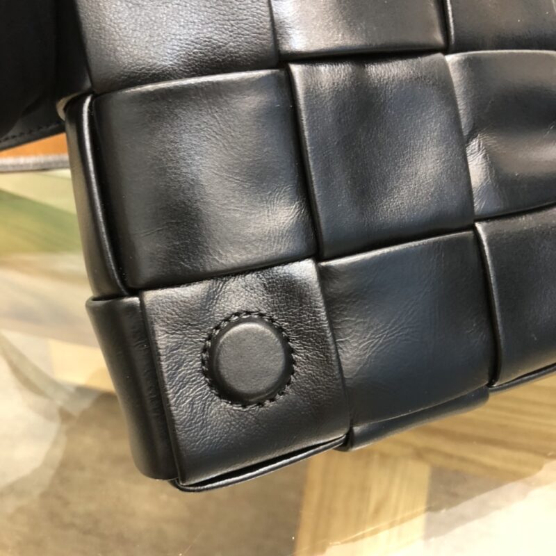 Bottega Veneta Belt Cassette Bag-14*28*4CM - Image 7