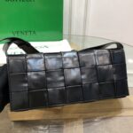 Bottega Veneta Belt Cassette Bag-14*28*4CM - Image 5