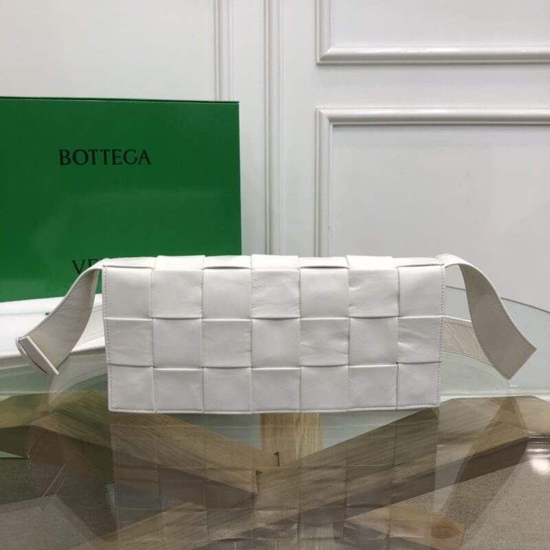 Bottega Veneta Belt Cassette Bag-14*28*4CM - Image 3