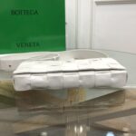 Bottega Veneta Belt Cassette Bag-14*28*4CM - Image 4