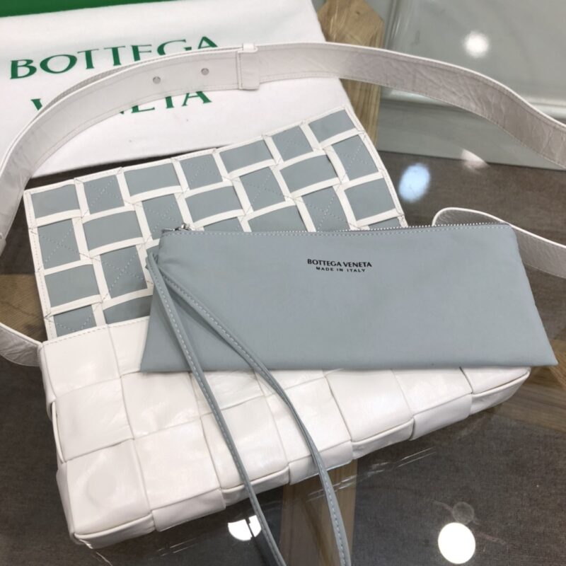 Bottega Veneta Belt Cassette Bag-14*28*4CM - Image 8