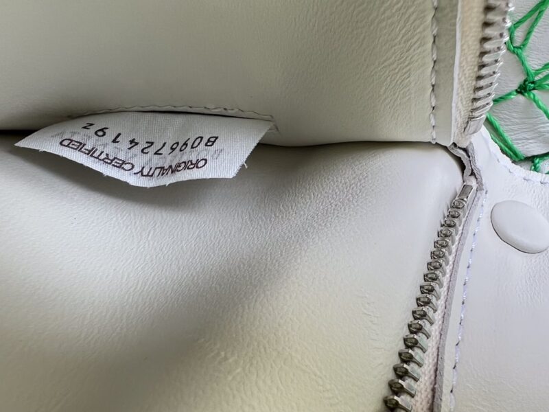 Bottega Veneta Cassette Bag-23x15x6CM - Image 2