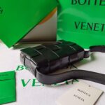 Bottega Veneta Cassette Bag-17.5x10.5x3.5CM - Image 4