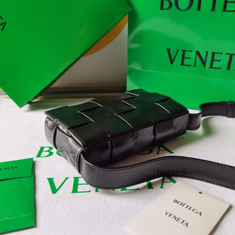 Bottega Veneta Cassette Bag-17.5x10.5x3.5CM - Image 4