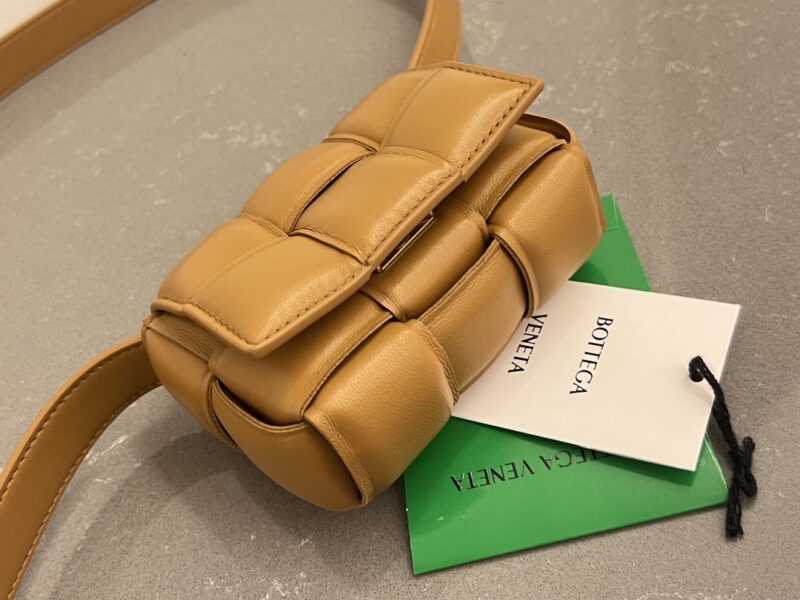 Bottega Veneta Padded Cassette Bag-12*8*4CM - Image 5