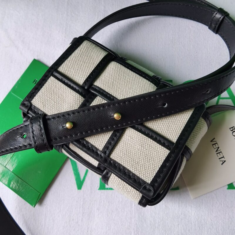Bottega Veneta Cassette Bag-12x8x4CM - Image 2