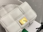 Bottega Veneta Padded Cassette Bag-12*8*4CM - Image 6