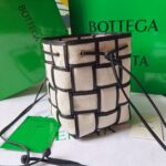 Bottega Veneta  Bucket-18*14*14CM - Image 5