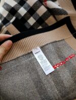 BUrberry Cape - Image 4