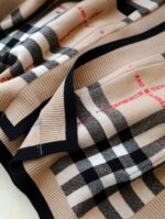 BUrberry Cape - Image 3