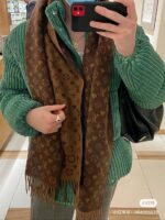 Louis Vuitton Scarf-45*190CM - Image 3