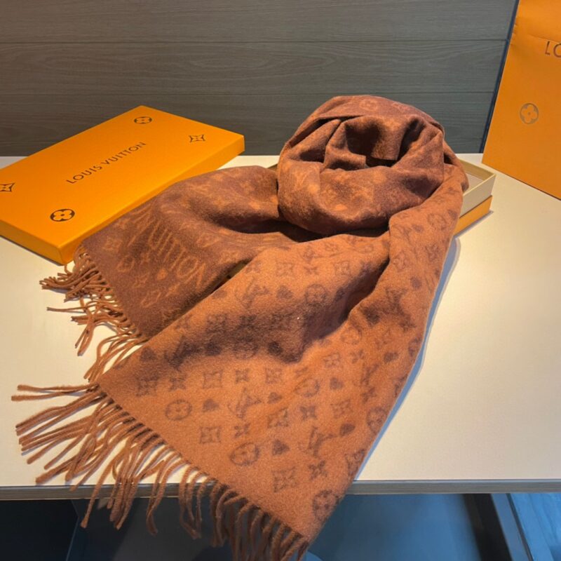 Louis Vuitton Scarf-45*190CM - Image 9